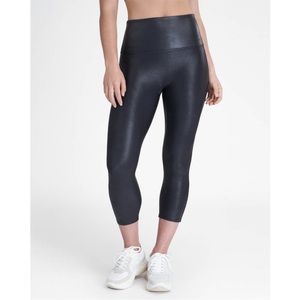 NWOT Spanx Black Faux Leather Cropped Leggings